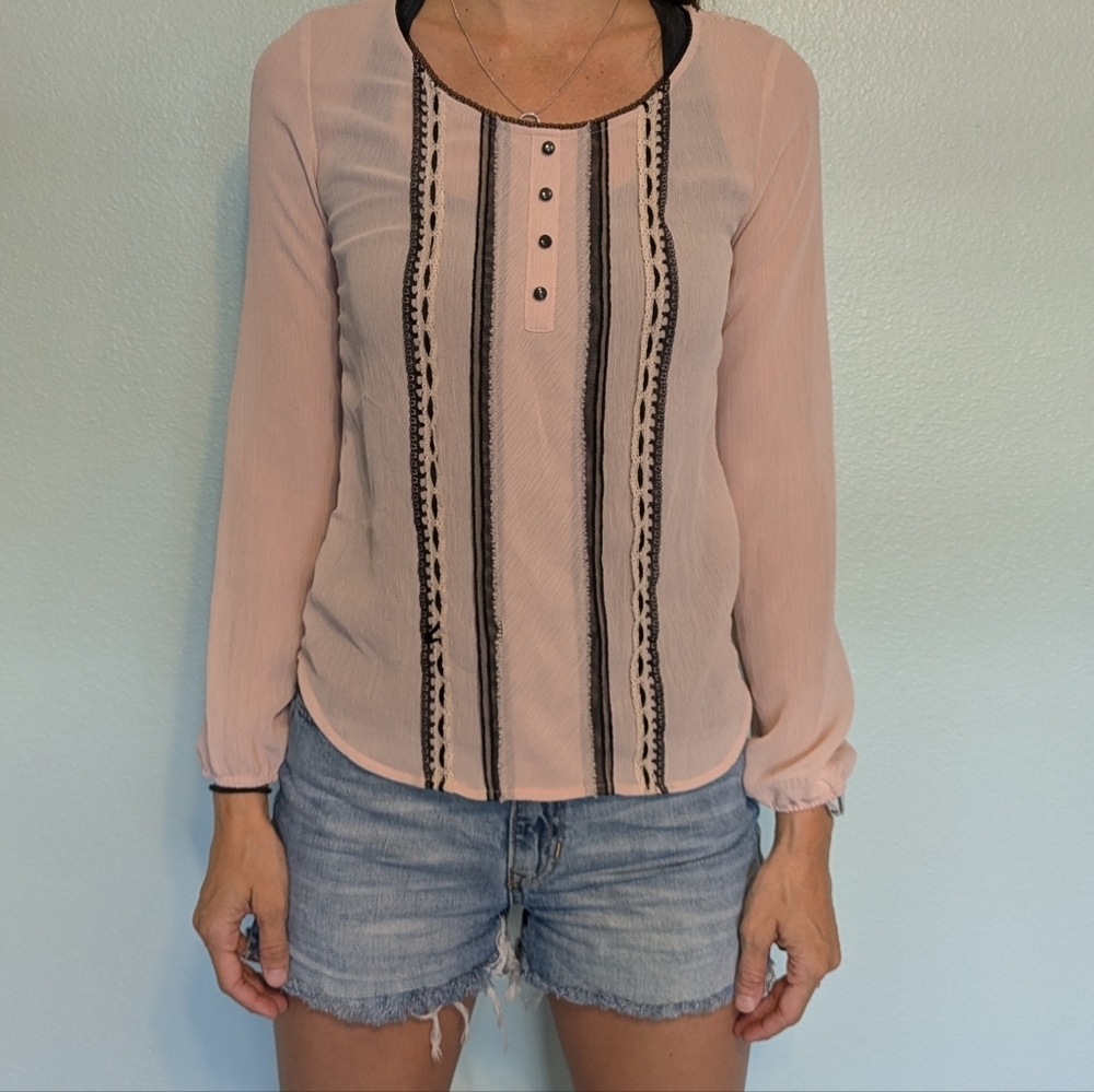 buy1 Get1 Free Tops! Women's Pink sheer Lace Top size small